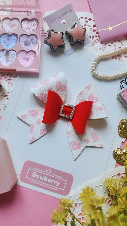 Chorus of Hearts Bow Clip
