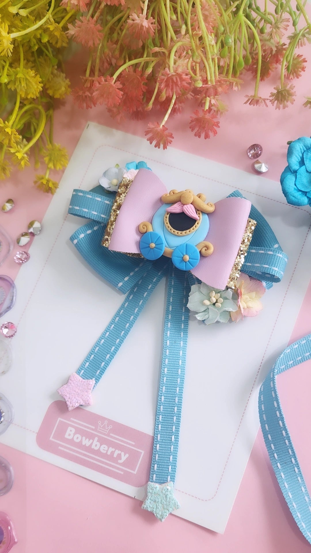 Royal Chariot Bow Clip